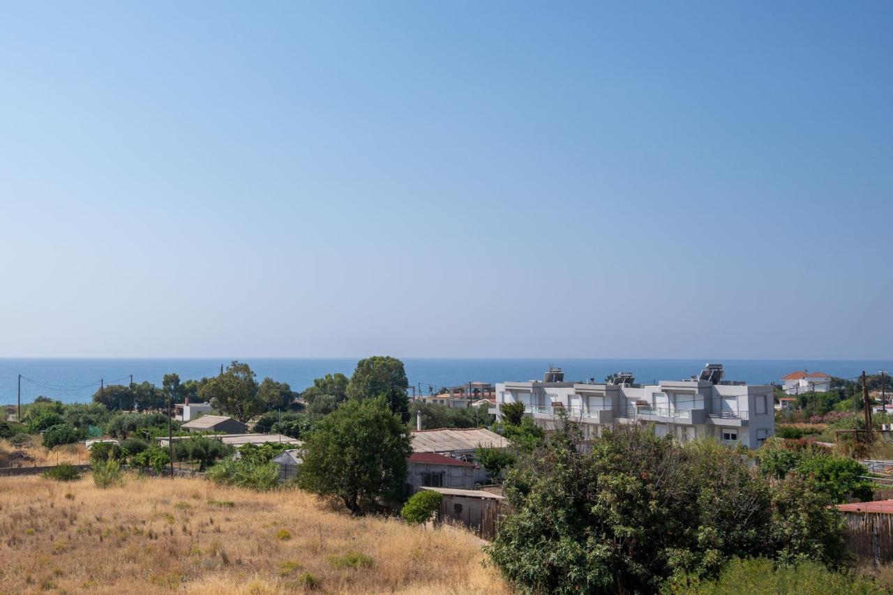 Lungo Mare Apartment Gennadi Luaran gambar