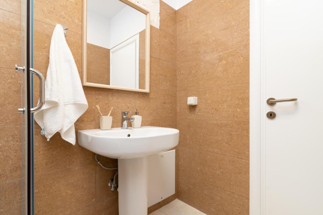 Lungo Mare Apartment Gennadi Luaran gambar