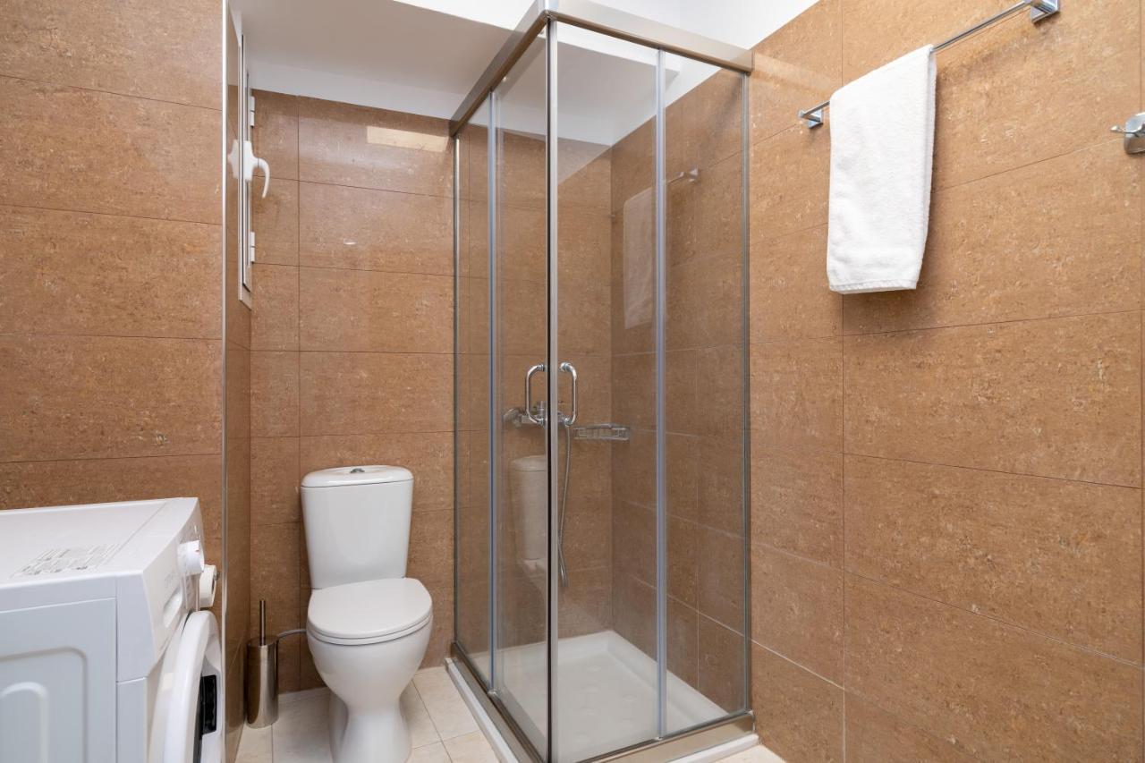 Lungo Mare Apartment Gennadi Luaran gambar