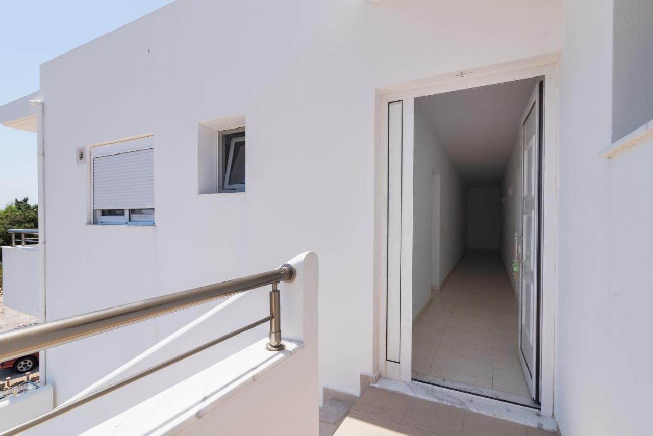 Lungo Mare Apartment Gennadi Luaran gambar